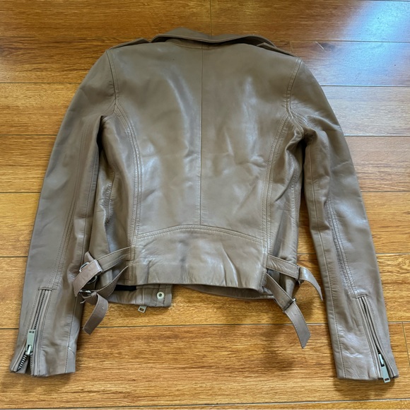 Amaryllis Women's Lambskin Leather Jacket - Picture 10 of 10